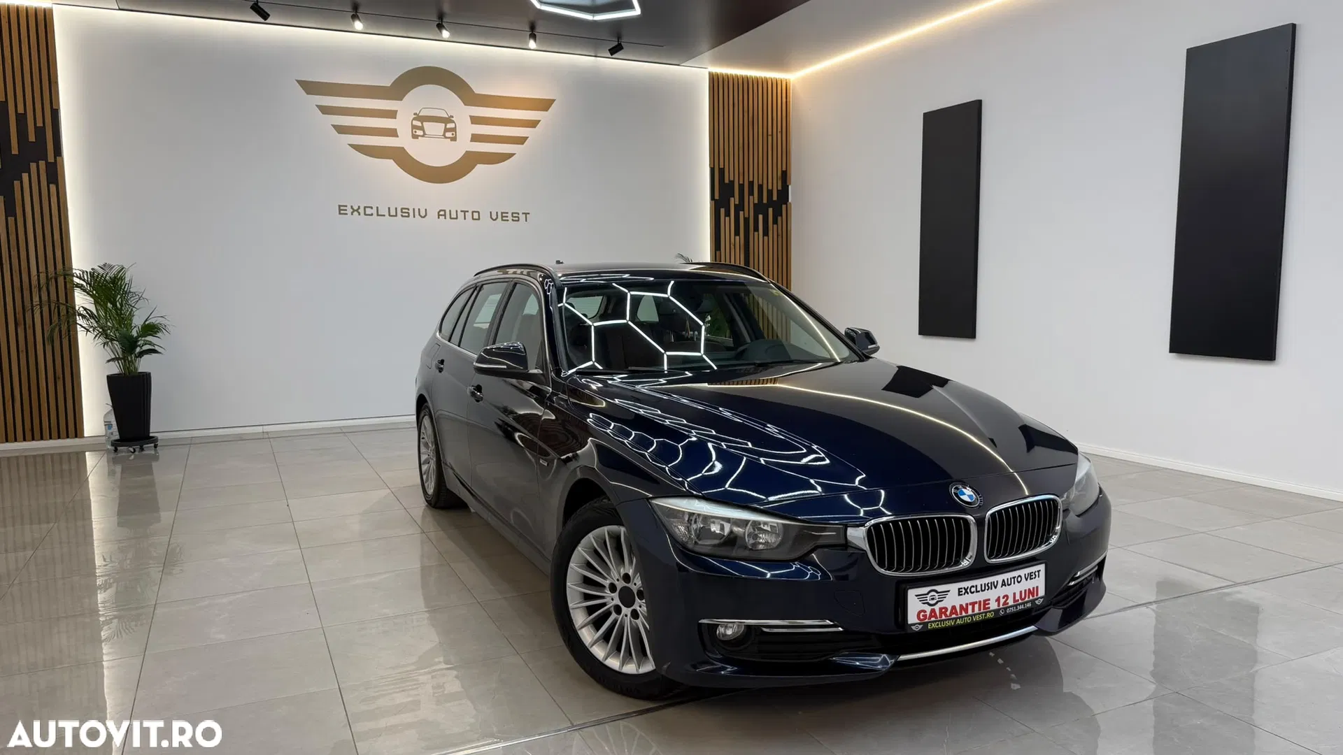 2013 BMW Seria 3, photograph 1