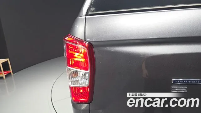 2019 KG_Mobility_Ssangyong Rexton Diesel 2.2 4WD, photograph 12