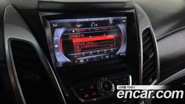 KG_Mobility_Ssangyong KORANDO 2.2 RX 2WD — photo 1 of 36