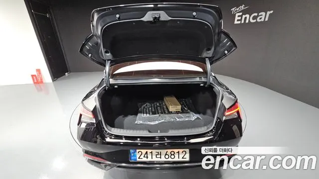 2021 Hyundai AVANTE 1.6, photograph 3