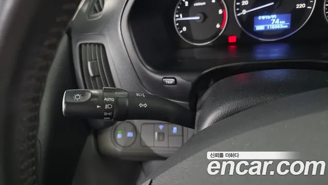 2021 Hyundai Starex Van 3-Seater, photograph 12