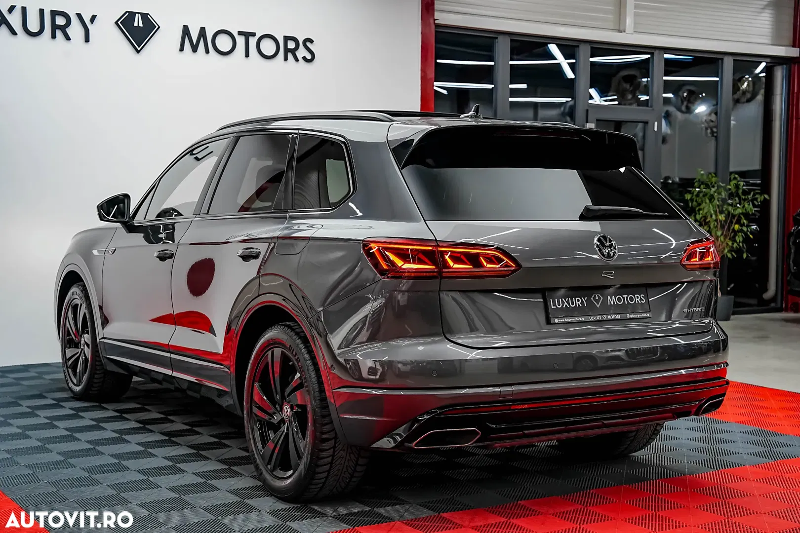 2020 Volkswagen Touareg 3.0 V6 e-Hybrid 4Motion Aut. R, photograph 7