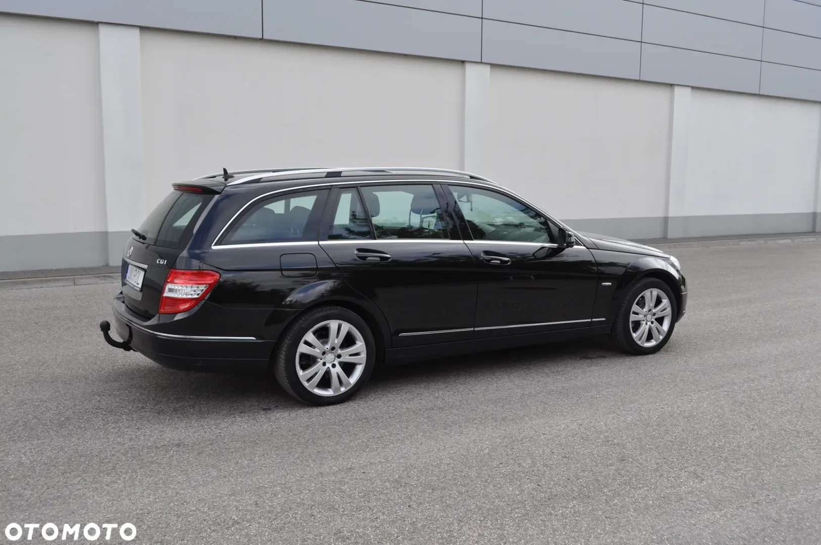 2011 Mercedes-Benz Klasa C 200 CGI Automatik BlueEFFICIENCY Avantgarde, photograph 6