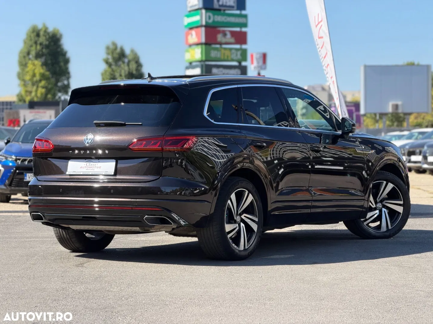 2019 Volkswagen Touareg V6 TDI 4MOTION R-Line, photograph 7