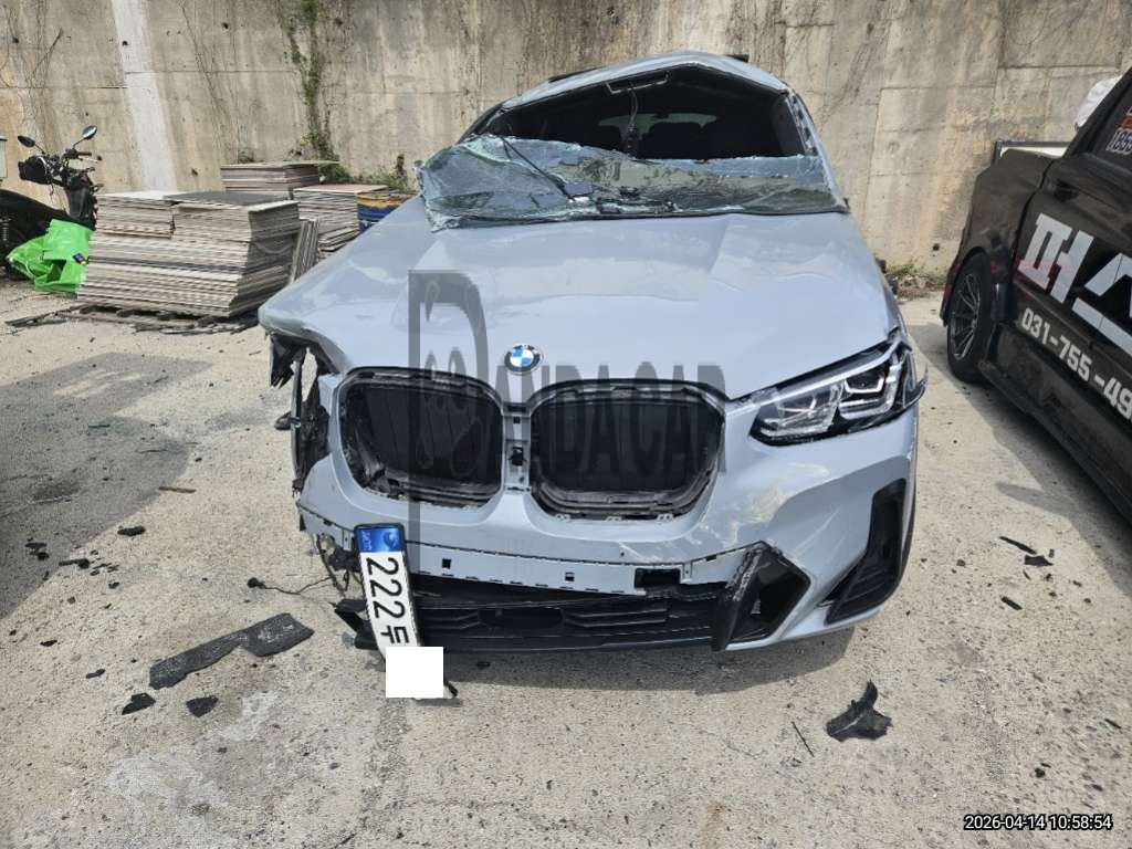 2023 BMW X4 xDrive20i, photograph 1