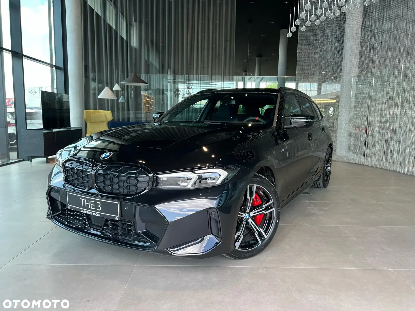 2025 BMW Seria 3, photograph 2