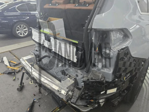 2026 BMW X7 xDrive40d, photograph 2