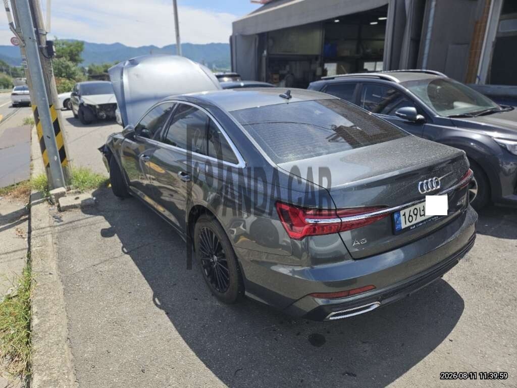 2020 Audi A6 40 TDI, photograph 2