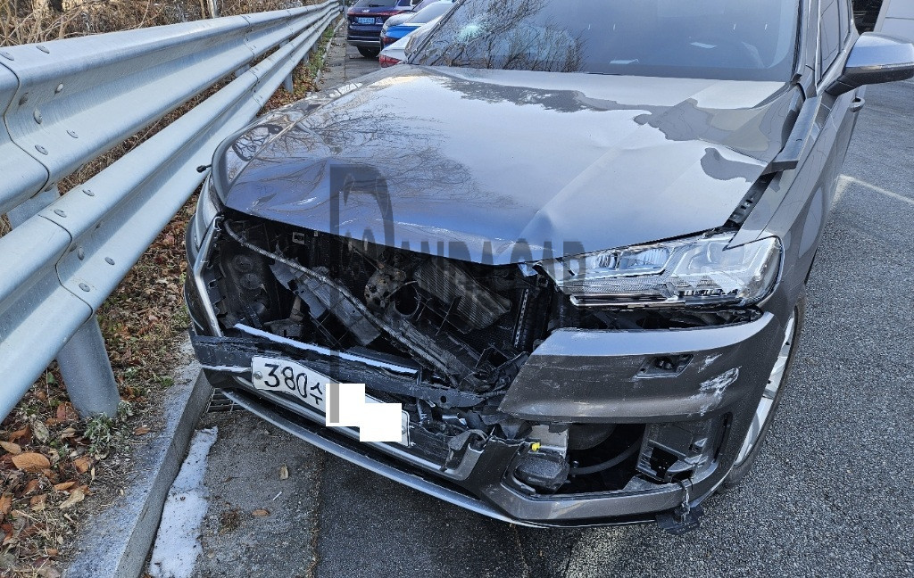 2019 Audi Q7 45 TFSI quattro, photograph 1