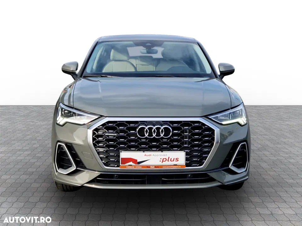 2024 Audi Q3, photograph 4