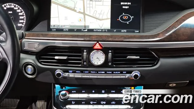 Genesis EQ900 3.8 GDI AWD — photo 1 of 20