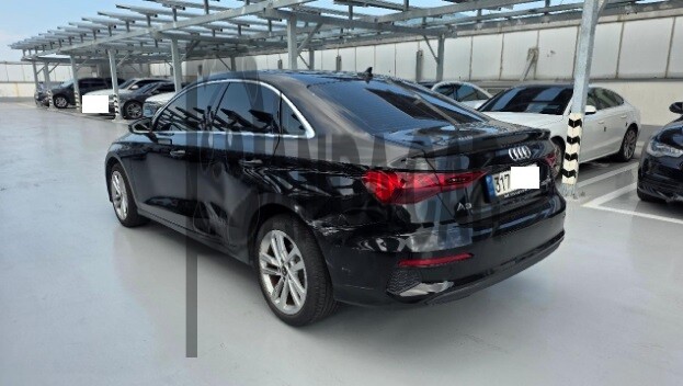 2022 Audi A3 40 TFSI, photograph 3