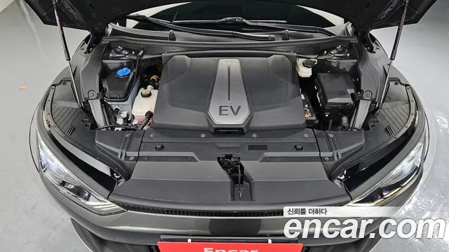 2022 Kia EV6 Long Range, photograph 9