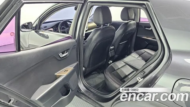2018 Kia Stonic 1.0 Turbo, photograph 11