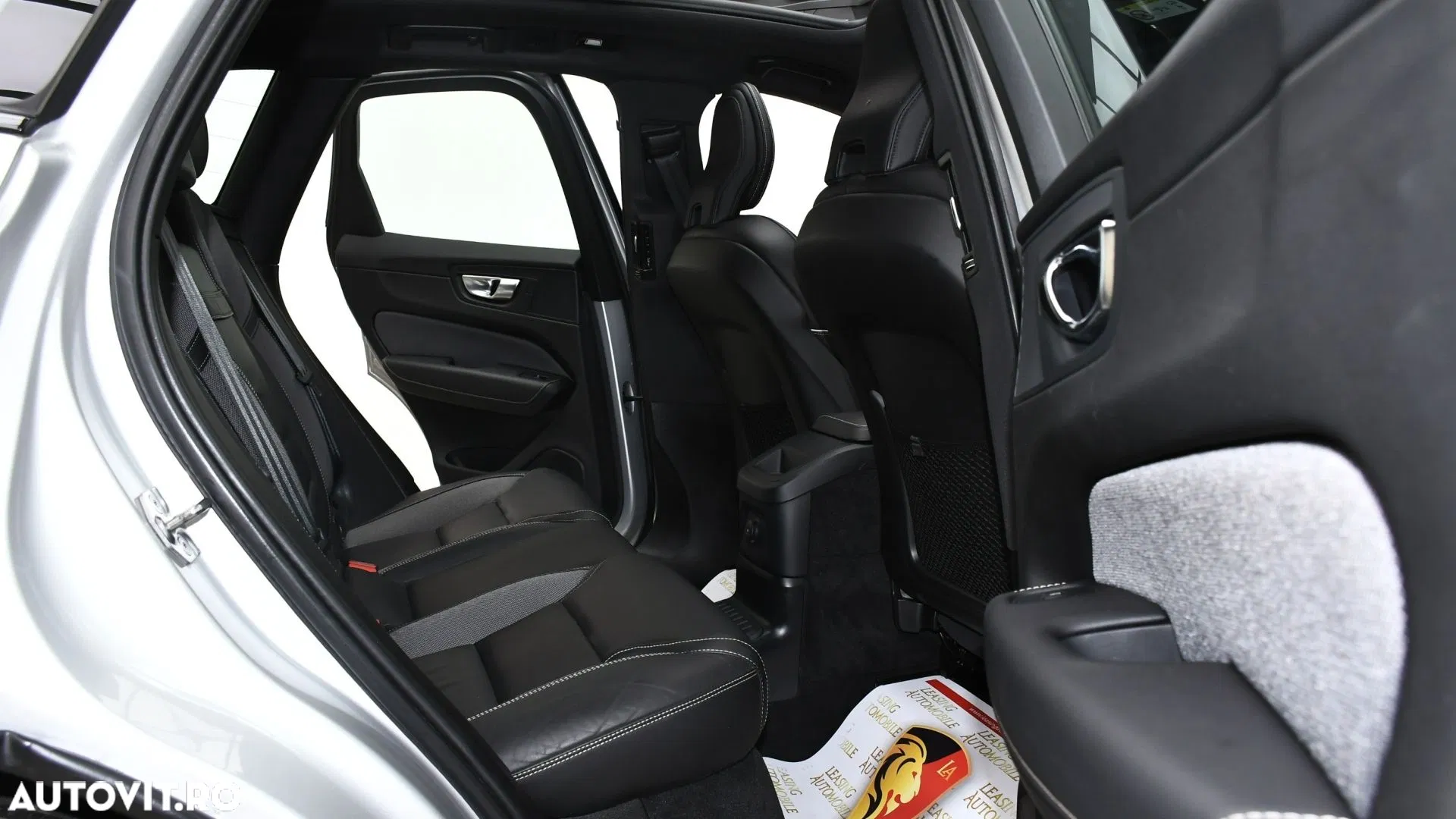 2020 Volvo XC 60 Recharge T6 Twin Engine eAWD Inscription Expression, photograph 10