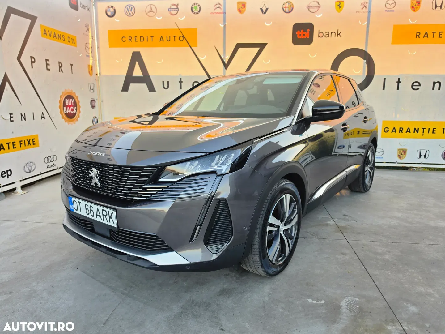 Peugeot 3008 PHEV 180 EAT8 Allure Pack — photo 1 of 14