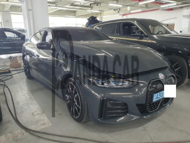 2023 BMW i4 M50, photograph 2