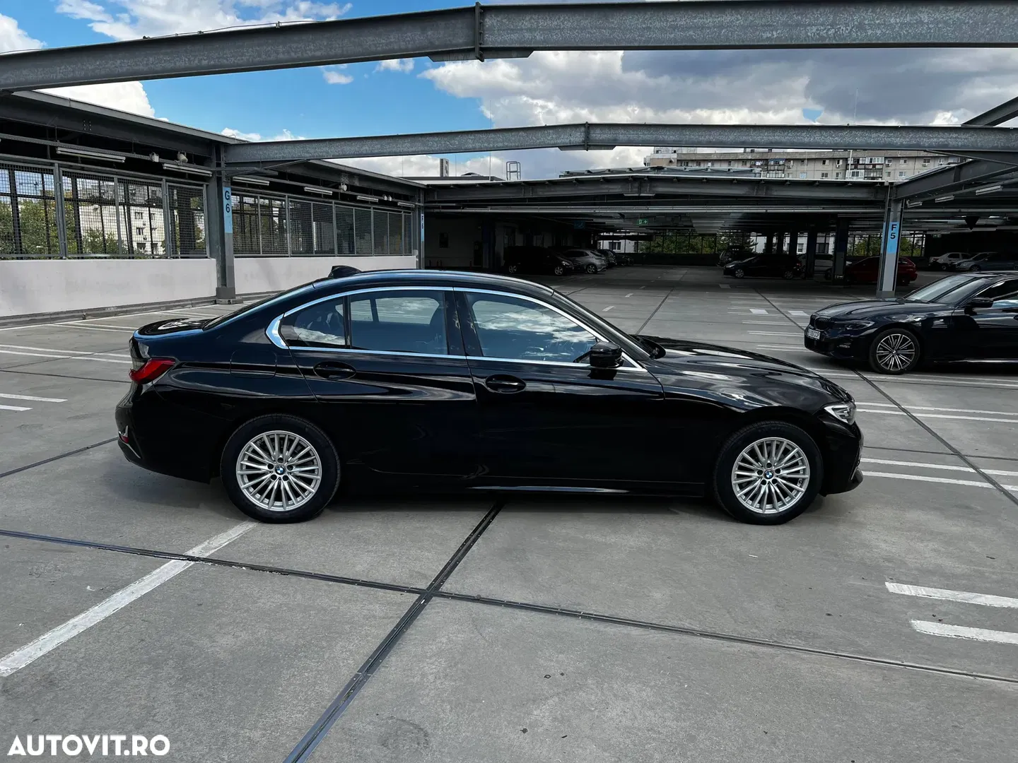 2019 BMW Seria 3 320d Luxury Line, photograph 8