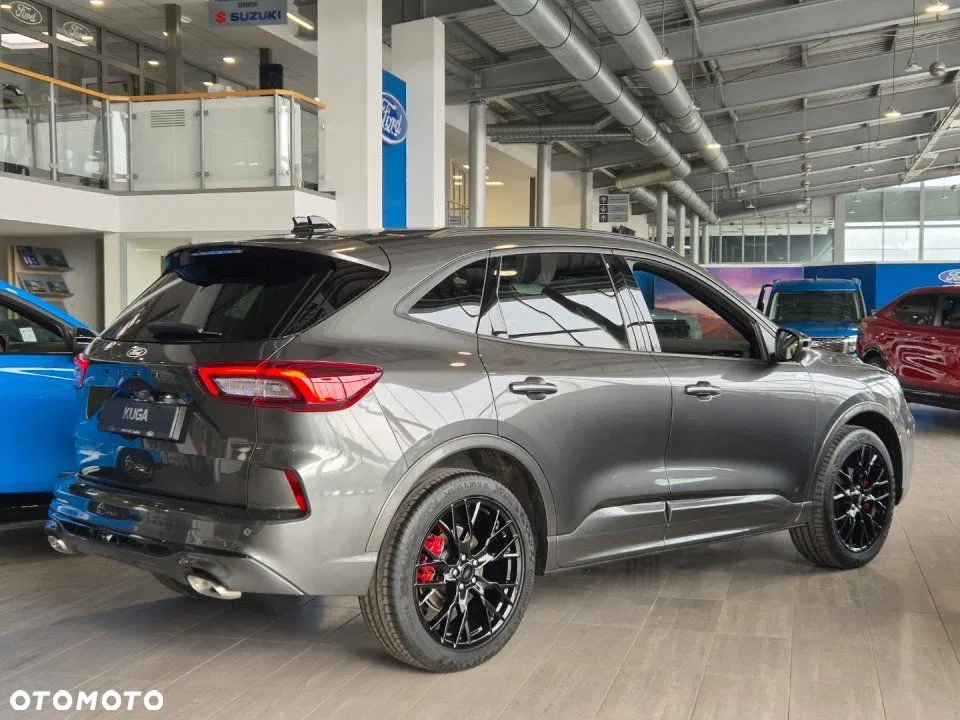 2025 Ford Kuga, photograph 5