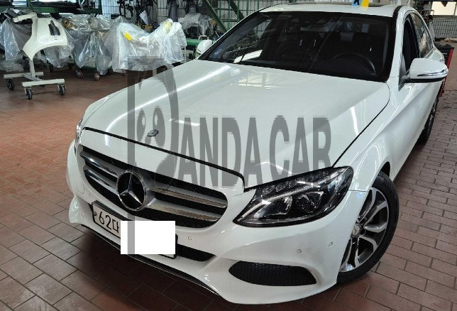 2017 Mercedes-Benz C220 d, photograph 5