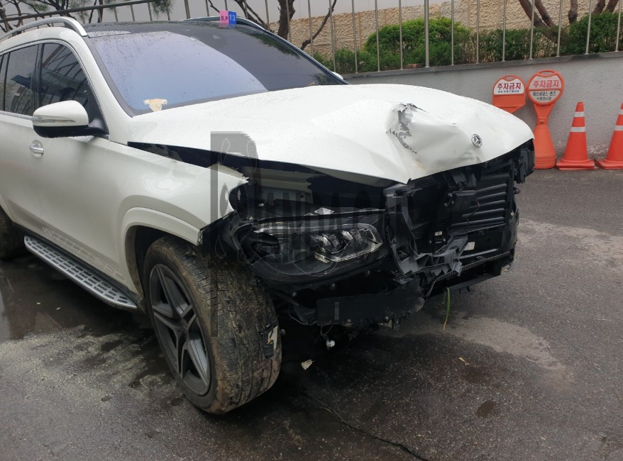 2022 Mercedes-Benz GLS400 d 4MATIC, photograph 4