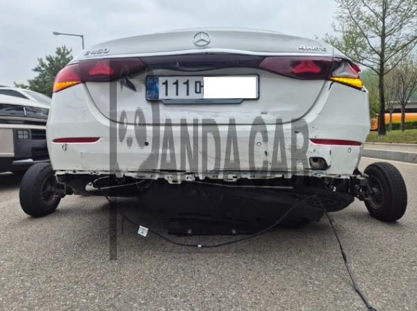 2026 Mercedes-Benz E 450 4MATIC, photograph 1