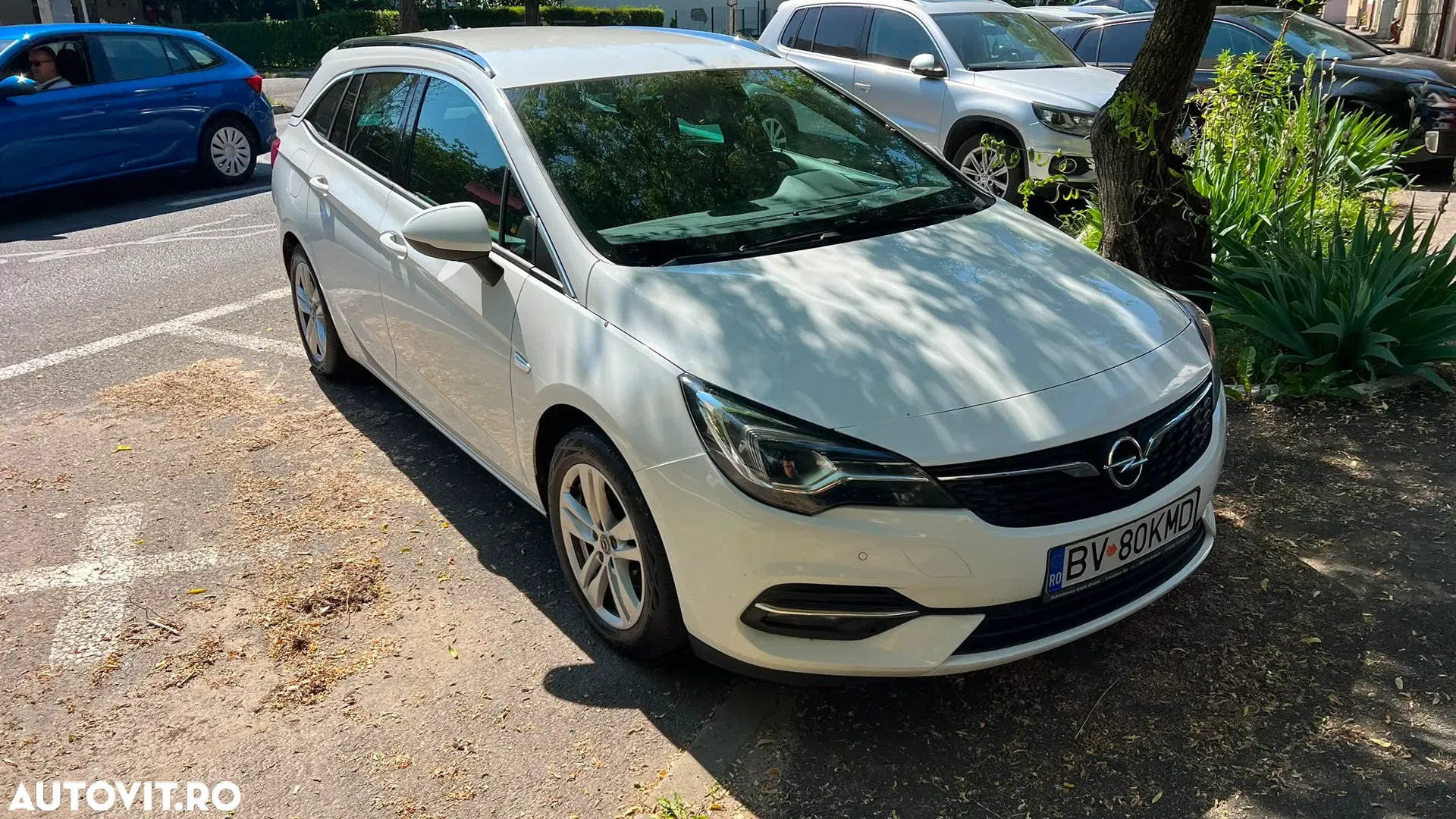 2020 Opel Astra 1.5 D Start/Stop Automatik 2020, photograph 2