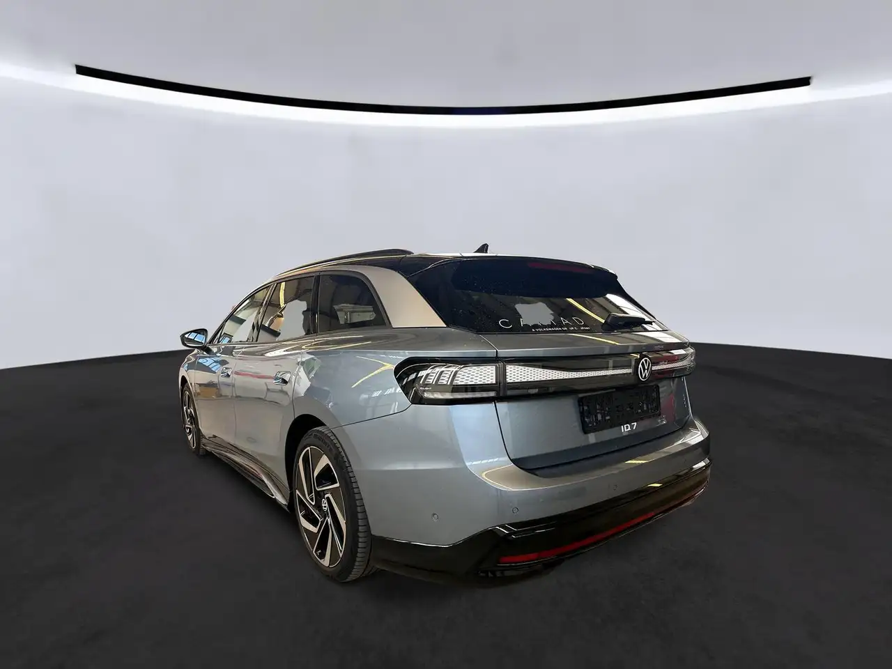 2024 Volkswagen ID.7 Tourer Pro ACC DCC HuD PANO WP IQ.LIGHT H&K, photograph 5