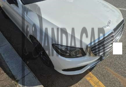 2017 Mercedes-Benz E220 d, photograph 3