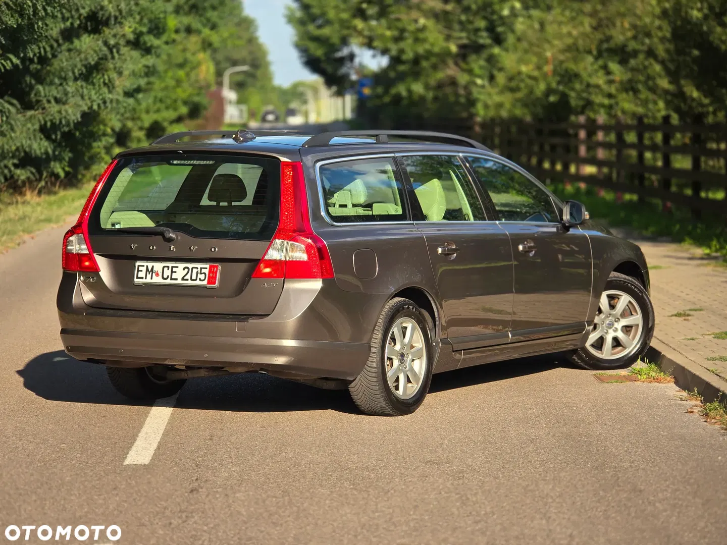 2011 Volvo V70 2.5T Summum, photograph 4
