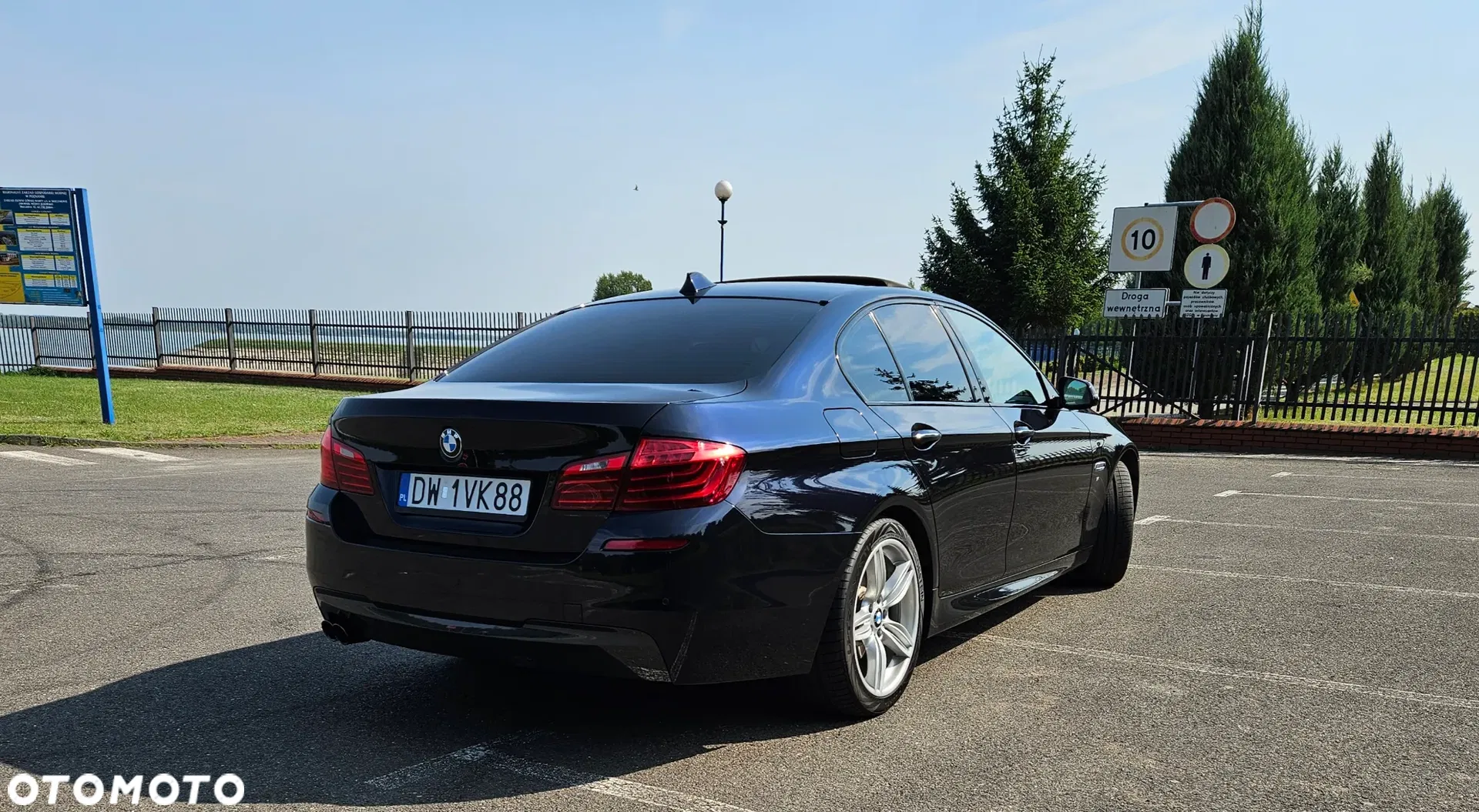2014 BMW Seria 5 530d xDrive, photograph 3