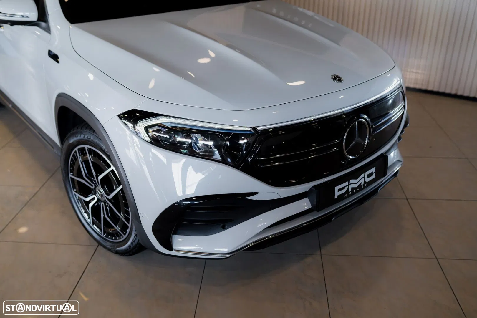 2022 Mercedes-Benz EQB 250 AMG Line, photograph 6