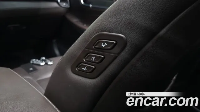 2018 Hyundai Grandeur Exclusive, photograph 9