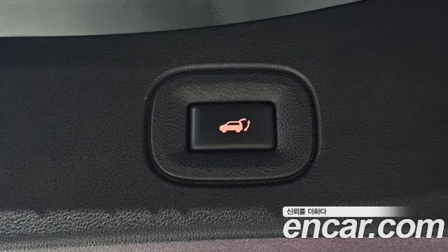 Renault-KoreaSamsung QM6 2.0 GDe LE 2WD — photo 1 of 33