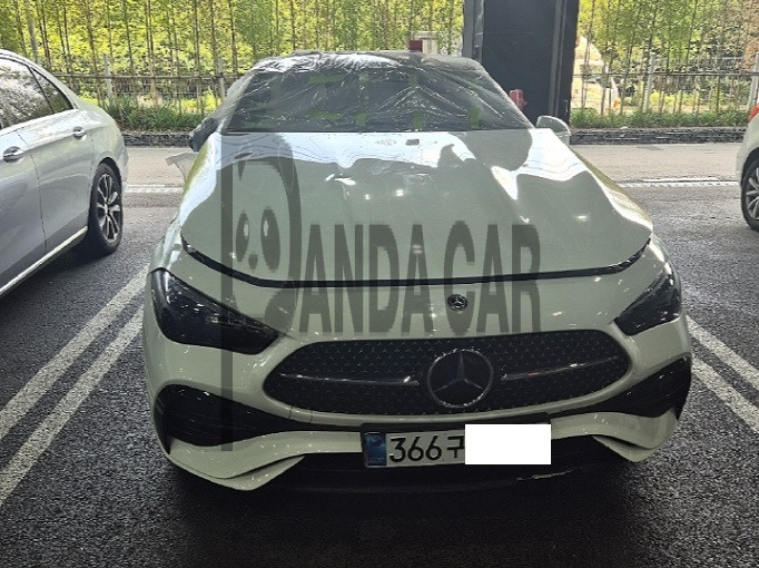 2024 Mercedes-Benz CLE 450 4MATIC Coupe, photograph 1