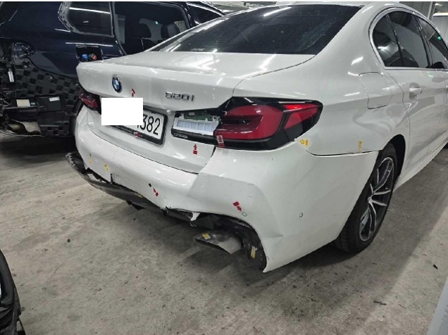 2023 BMW 520i 2023 model, photograph 4