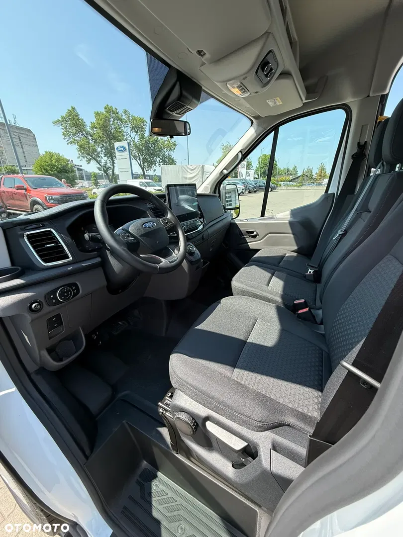 2026 Ford Transit Kombi L3H2 Trend, photograph 12