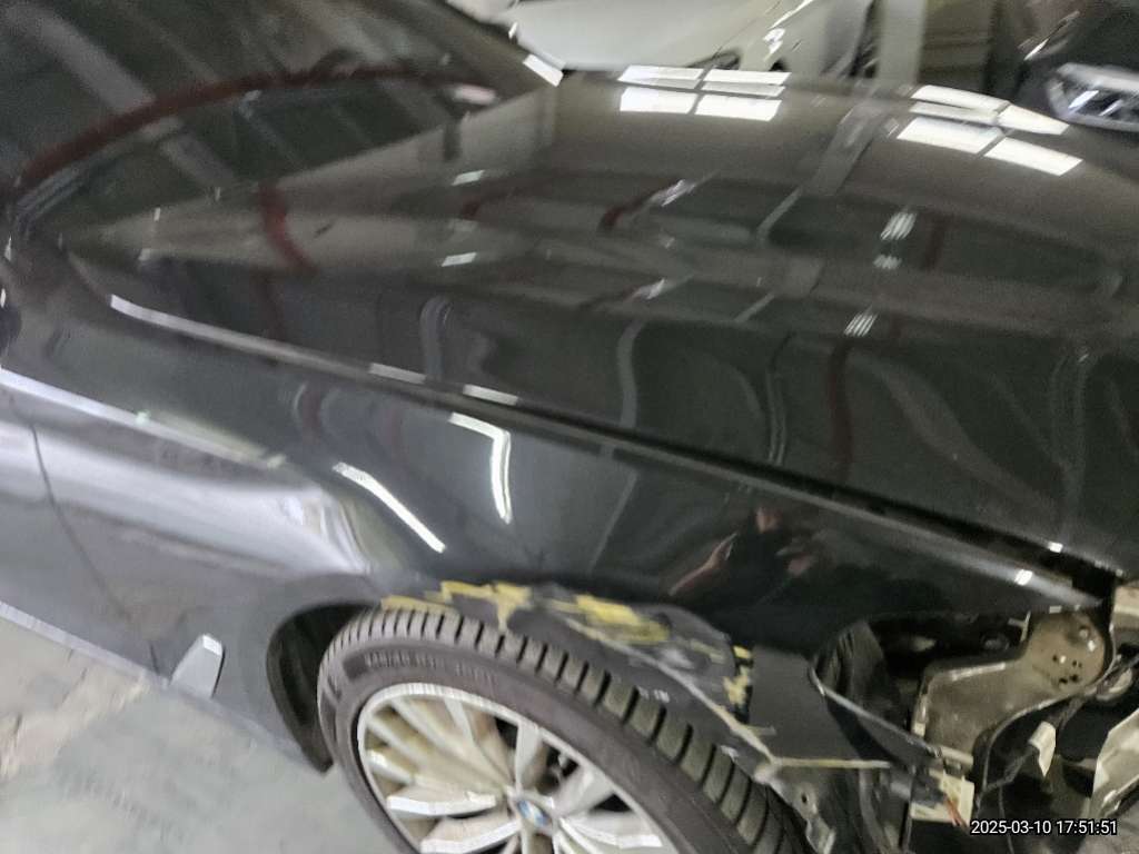 2022 BMW 520i, photograph 3