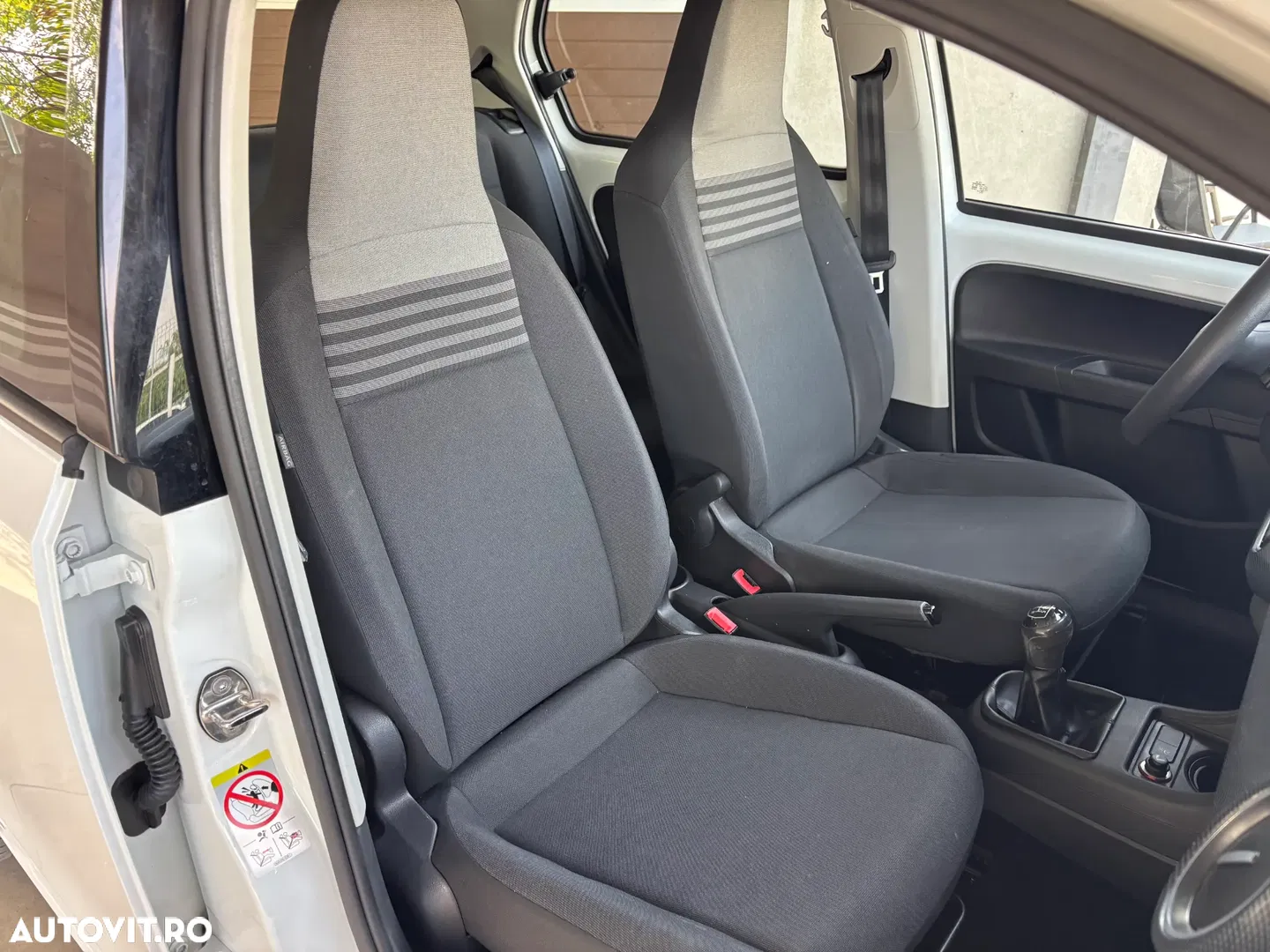 2021 Volkswagen up! 1.0 MPI High, photograph 11