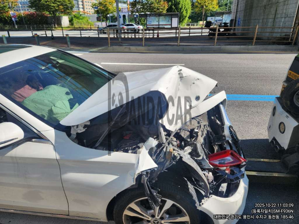 2018 Mercedes-Benz C220 d, photograph 4