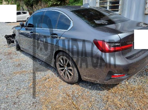 2022 BMW 320i, photograph 4