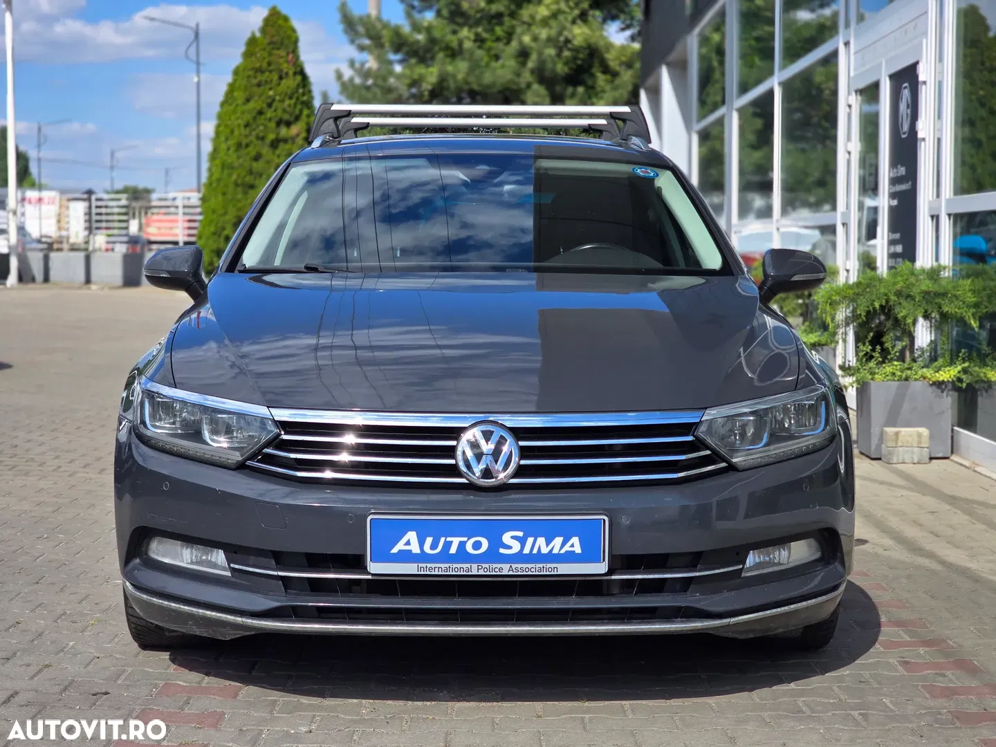 2019 Volkswagen Passat 2.0 TDI SCR DSG Highline, photograph 3