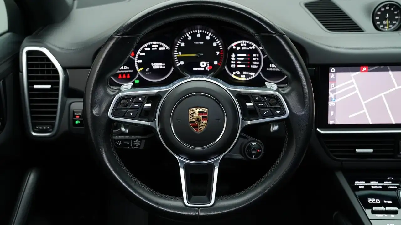 2021 Porsche Cayenne Coupe *SPORT-CHRONO*PANO*, photograph 10