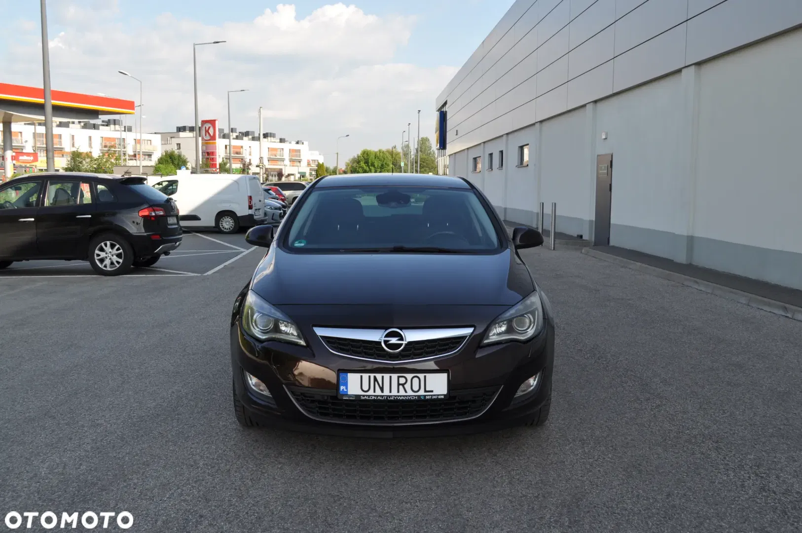 2011 Opel Astra 1.4 Turbo, photograph 3