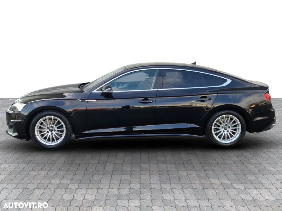 2022 Audi A5 Sportback, photograph 2