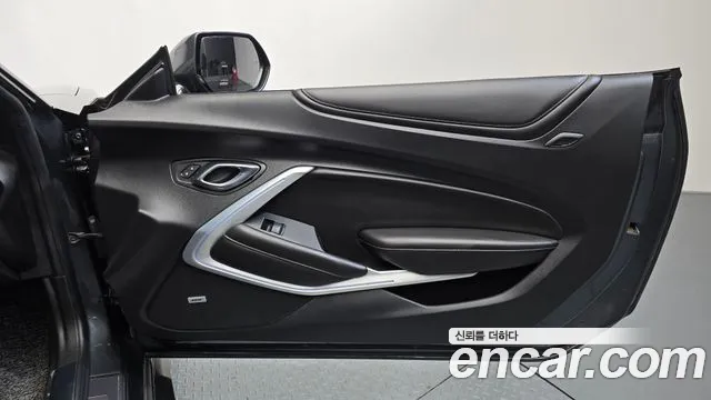 2016 ChevroletGMDaewoo Camaro SS 6.2 V8, photograph 4