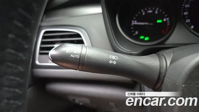 Renault-KoreaSamsung SM6 1.5 dCi SE — photo 1 of 20