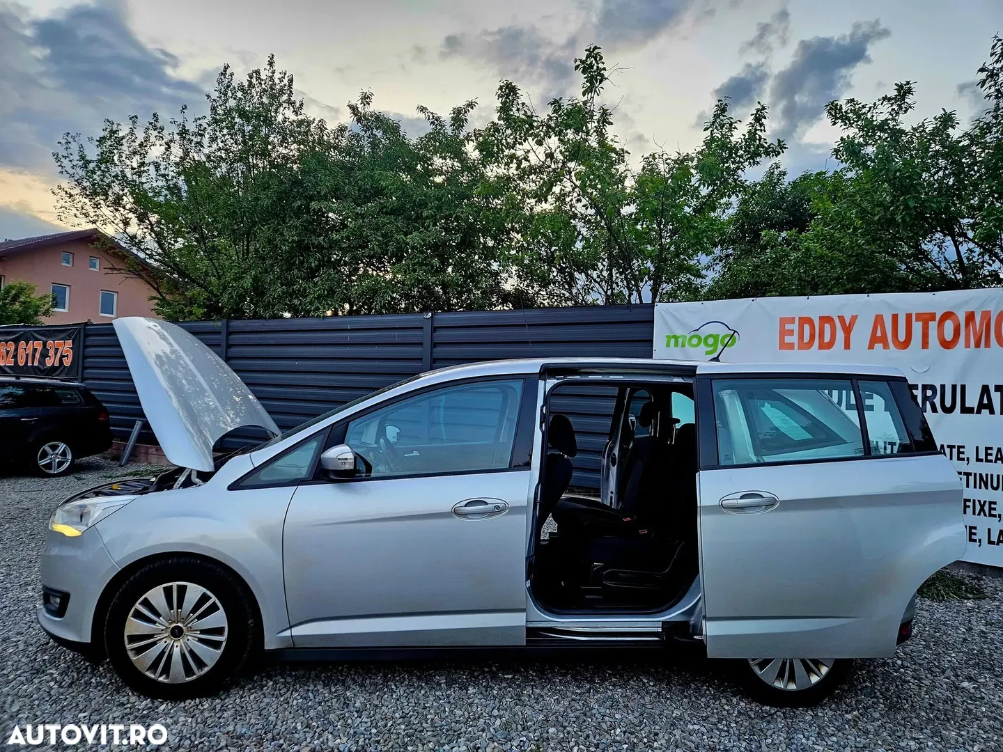 2018 Ford Grand C-Max 1.5 TDCi Start-Stopp-System Trend, photograph 9