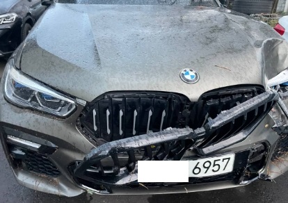2021 BMW X6 xDrive30d, photograph 3