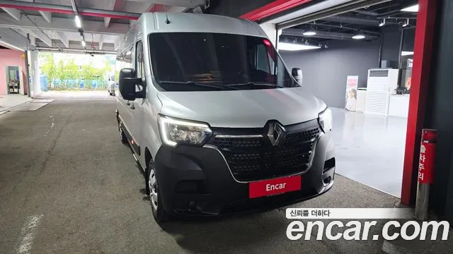 Renault-KoreaSamsung Master 2.3 15-Seater — photo 1 of 32